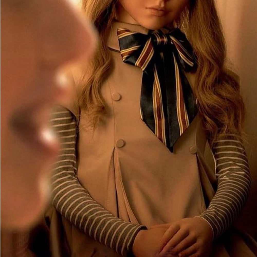 Megan costume